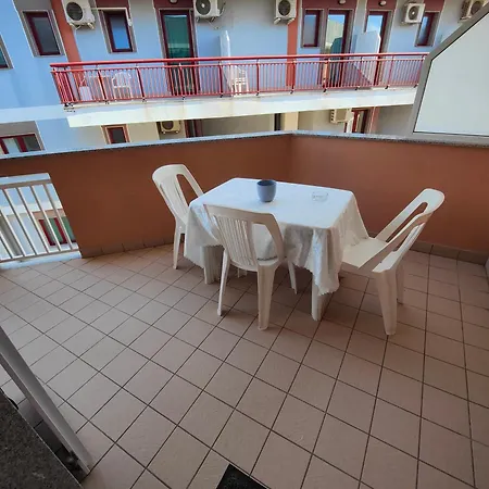 Smeralda Appartement *